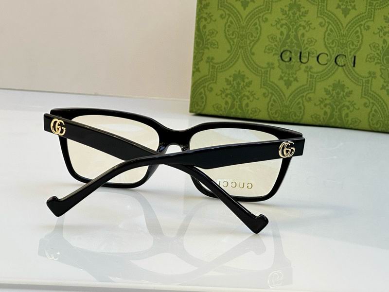 Gucci Plain Glasses (178)